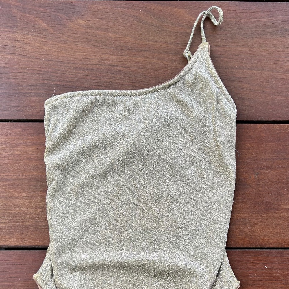 One Shoulder. Triangl. Gold One Piece.